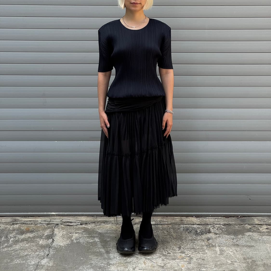Pleated Black Sheer Skirt 상품이미지7