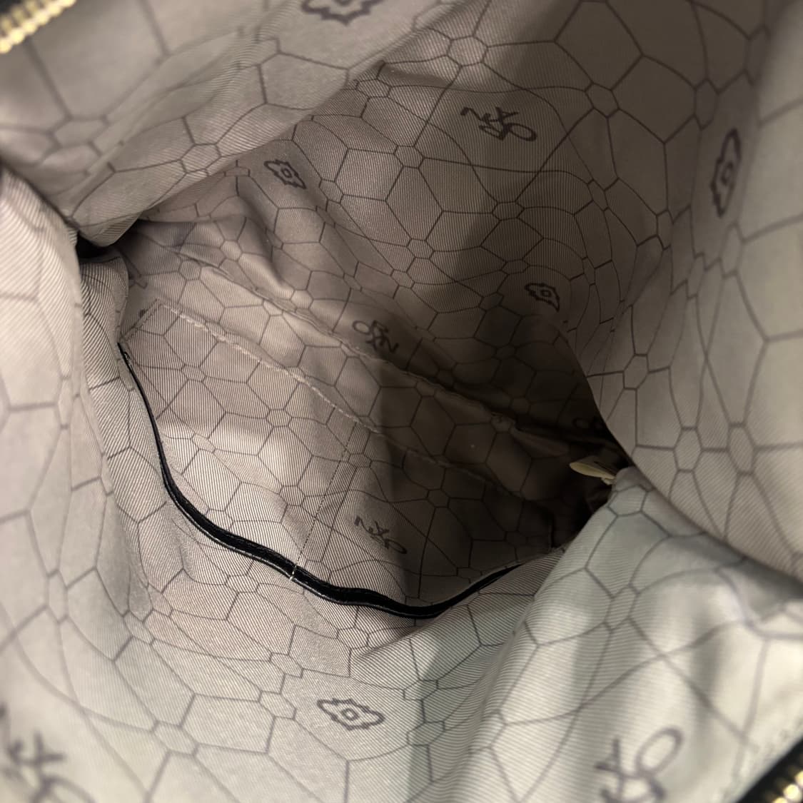 정품 오야니 레더 크로스백     상품이미지8