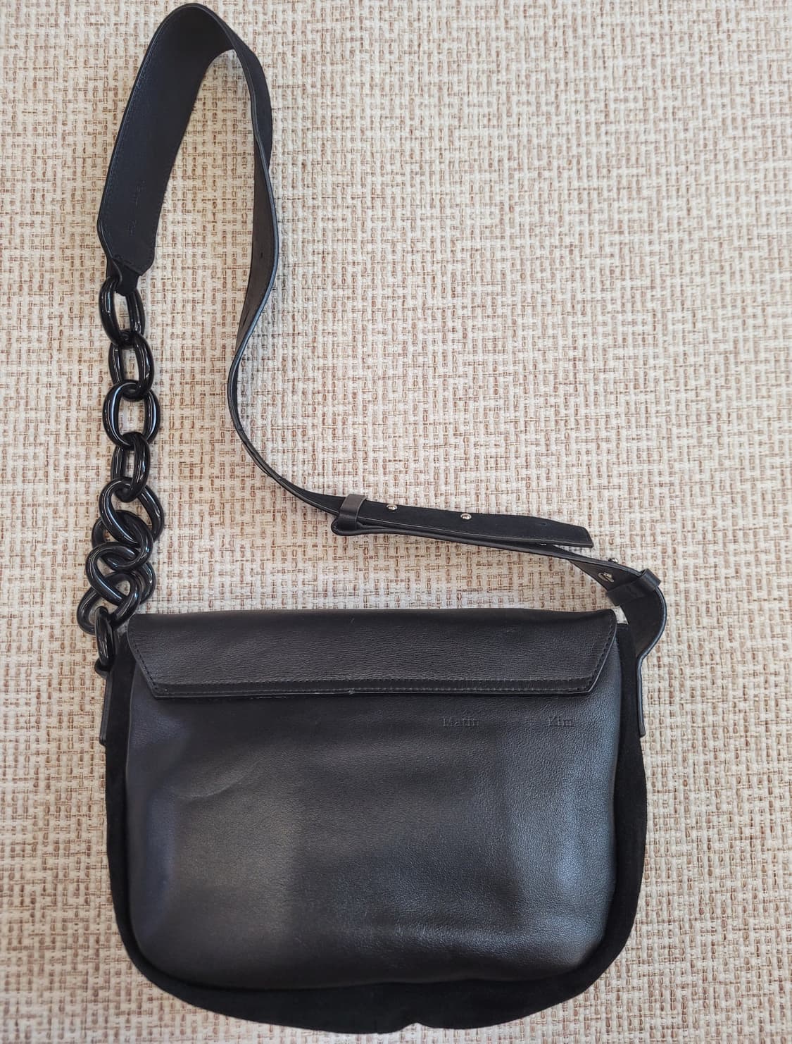 마뗑킴 블랙 스웨이드 숄더백 상품이미지2