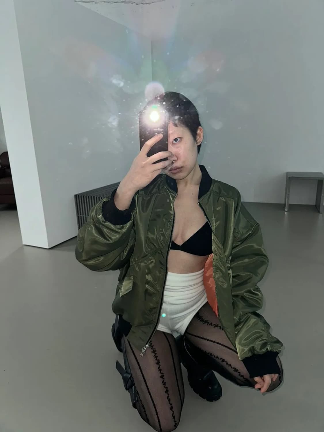 릿킴 블랙업 아워캐비넷  ma-1 셔링 항공 봄버 자켓 (미시착)(블랙) 상품이미지4