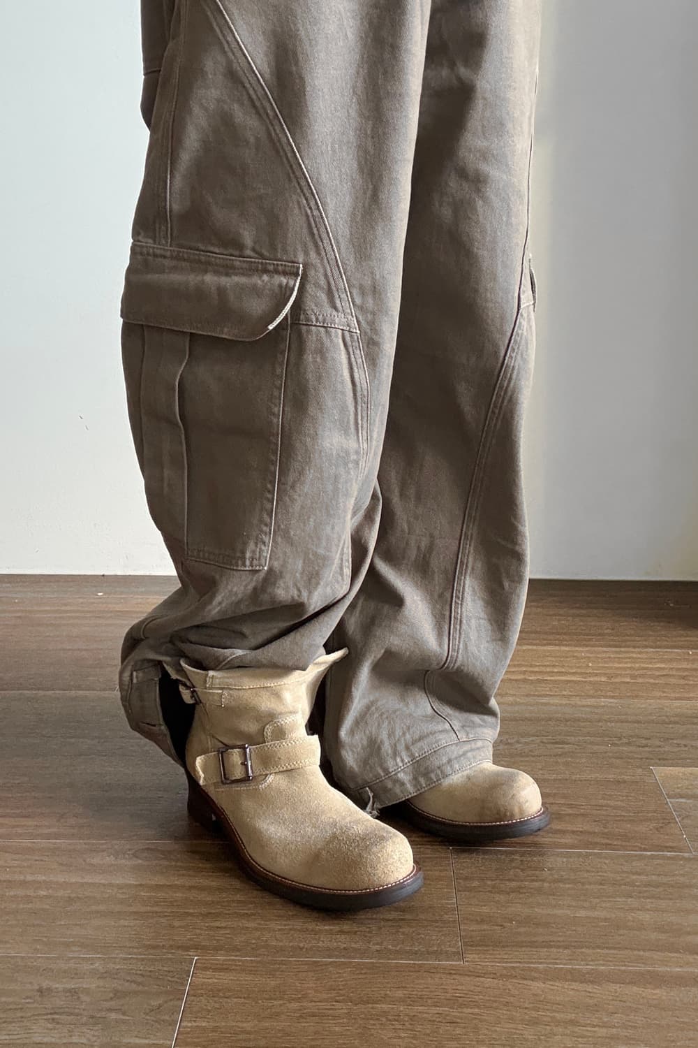 Side Buckle Detail Boots 상품이미지8