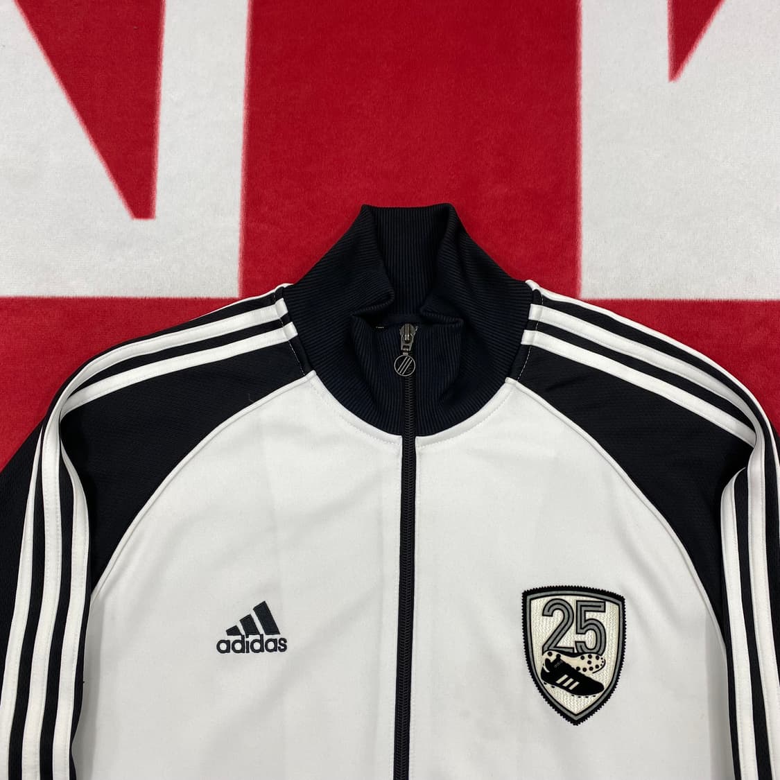 아디다스 흰검 25주년 축구져지 M 상품이미지3