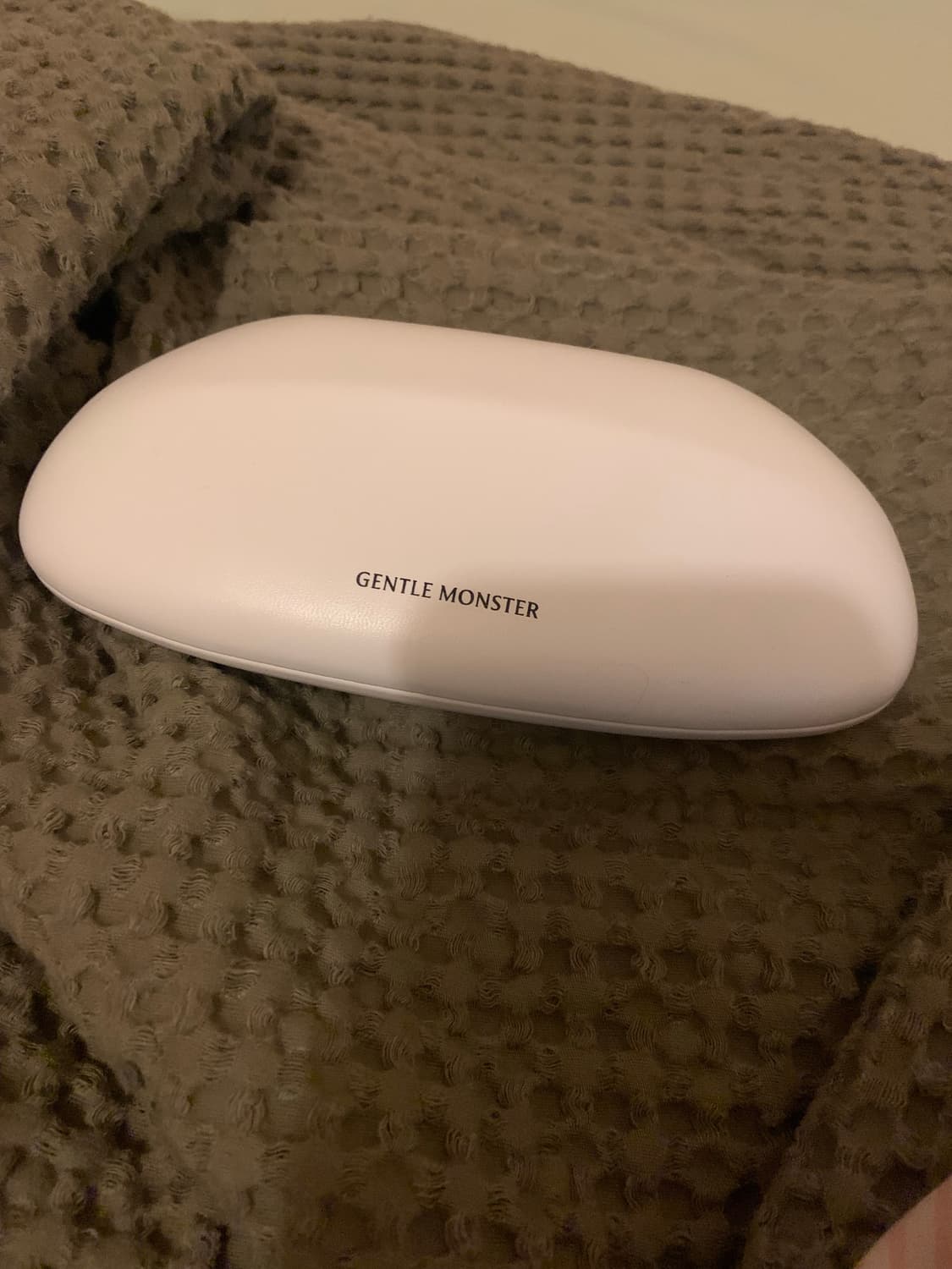 젠틀몬스터 오아 01 블랙 상품이미지3