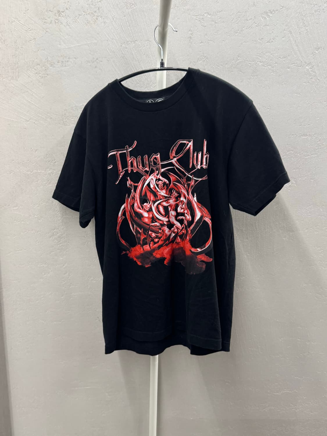 Thug Club 블랙 반팔 사탄 티셔츠  상품이미지2