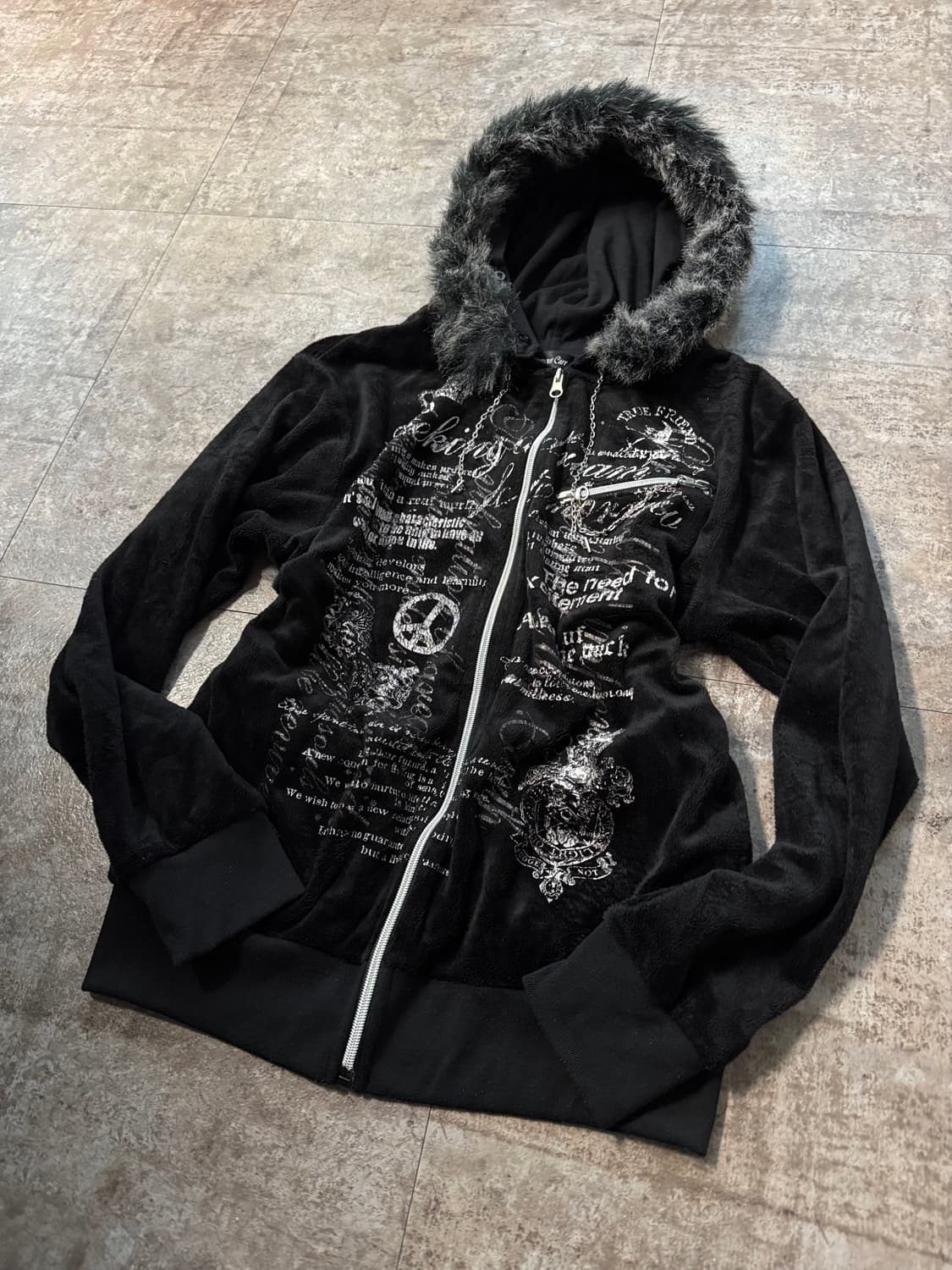 펑크 디테일 퍼 탈착 벨루어 후디드 집업 상품이미지8