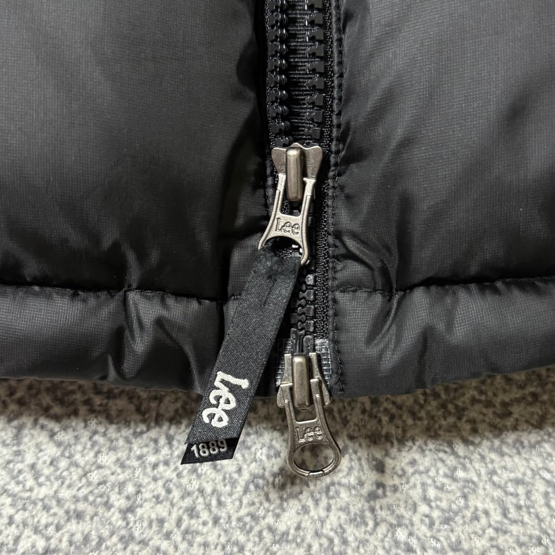 [정가 21만원] LEE 리 우먼 릿지 크롭 다운 블랙 상품이미지9