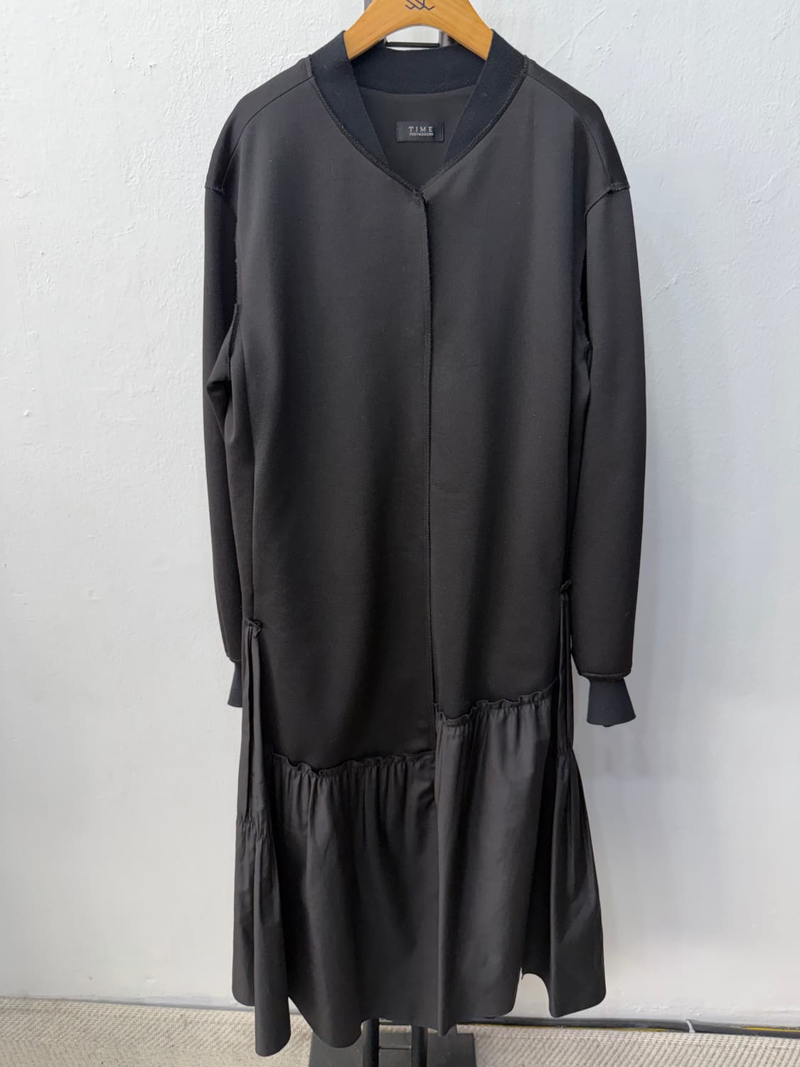 정품) TIME 타임 한섬 20ss 블랙 플레어 원피스 82F 상품이미지1