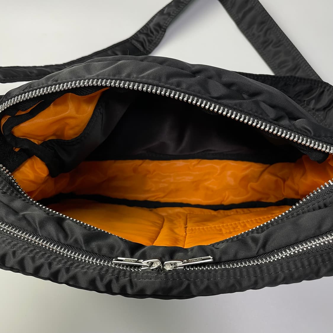 PORTER TANKER 포터 탱커 숄더백 L 상품이미지8