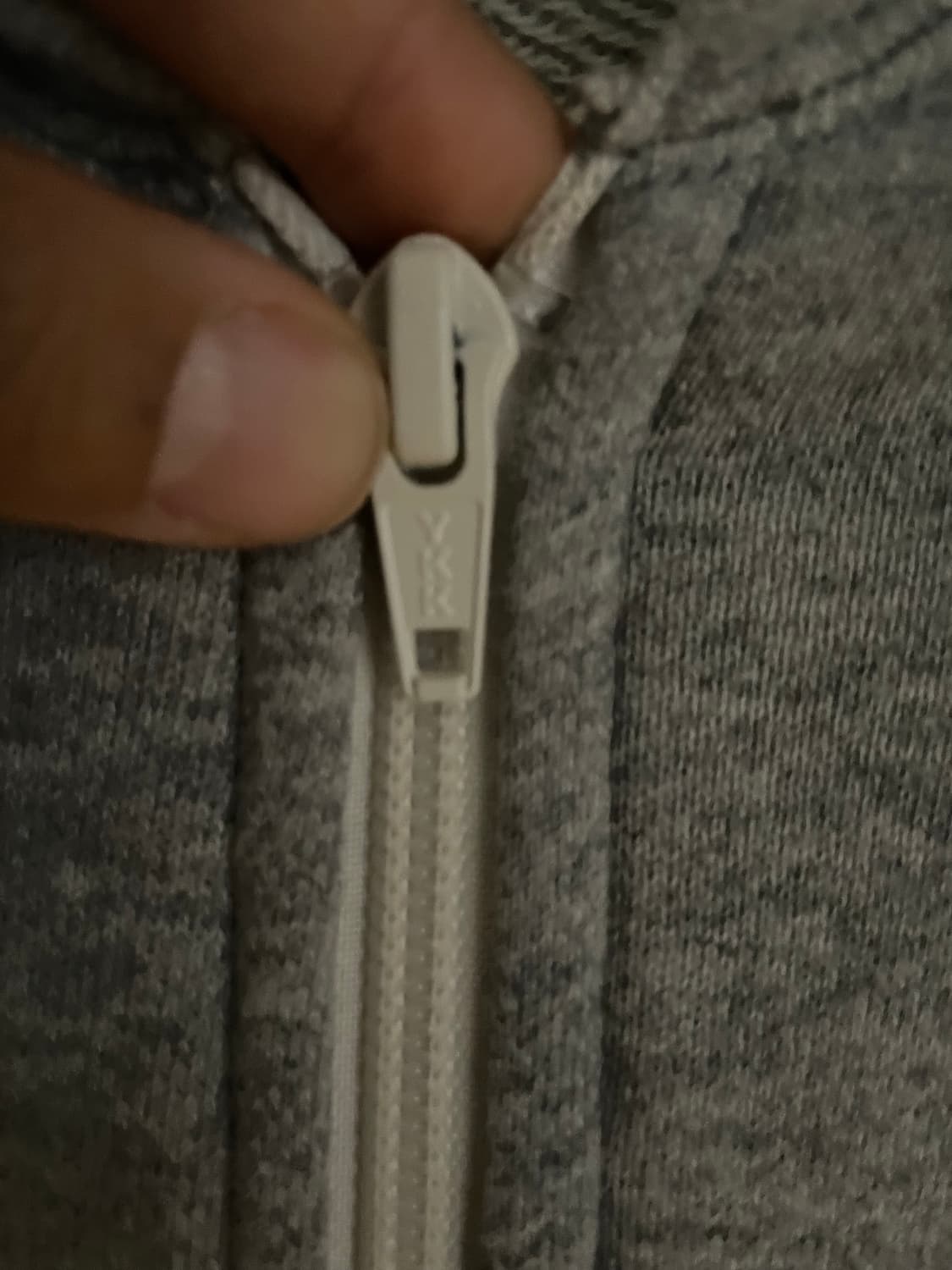 꼼데가르송 그레이 레드와펜 집업 후디 상품이미지4