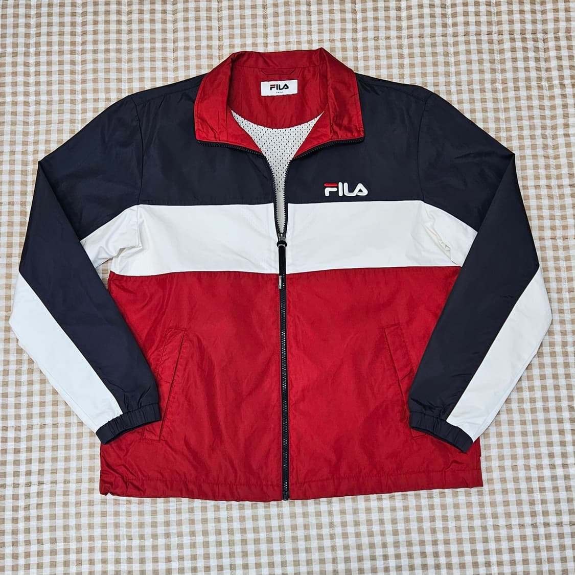 휠라 3단블로킹 바람막이 자켓 남자100 상품이미지2