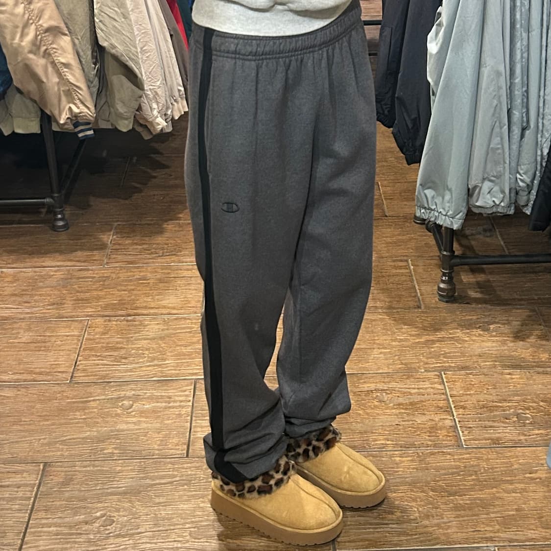 [HI] 챔피온 조거 트레이닝 팬츠 차콜  상품이미지3