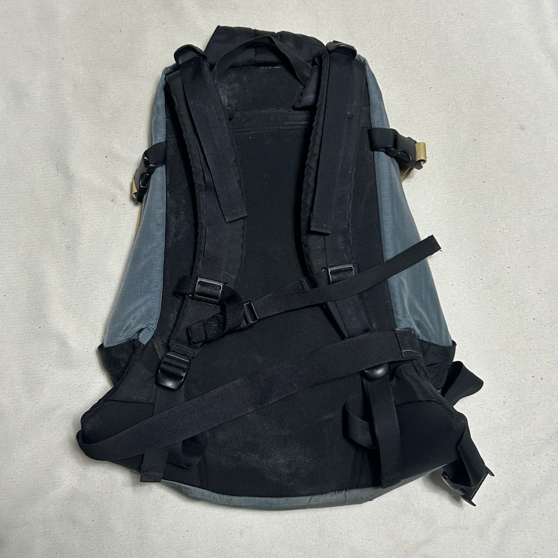 OS 아크테릭스 X 빔즈 세브링 멀티 백팩 상품이미지3