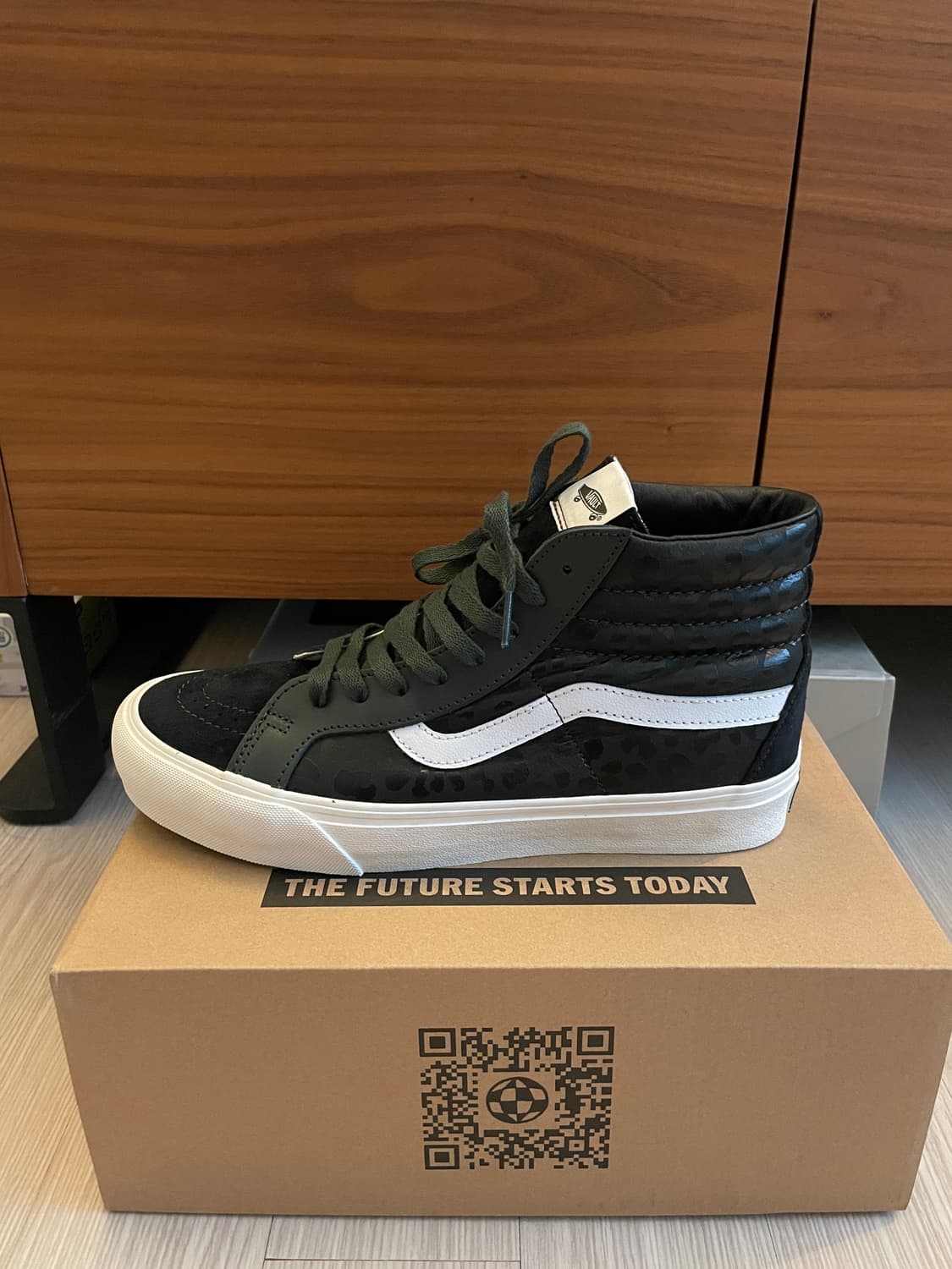 반스 스케이트 하이 리이슈 새제품 270 상품이미지1