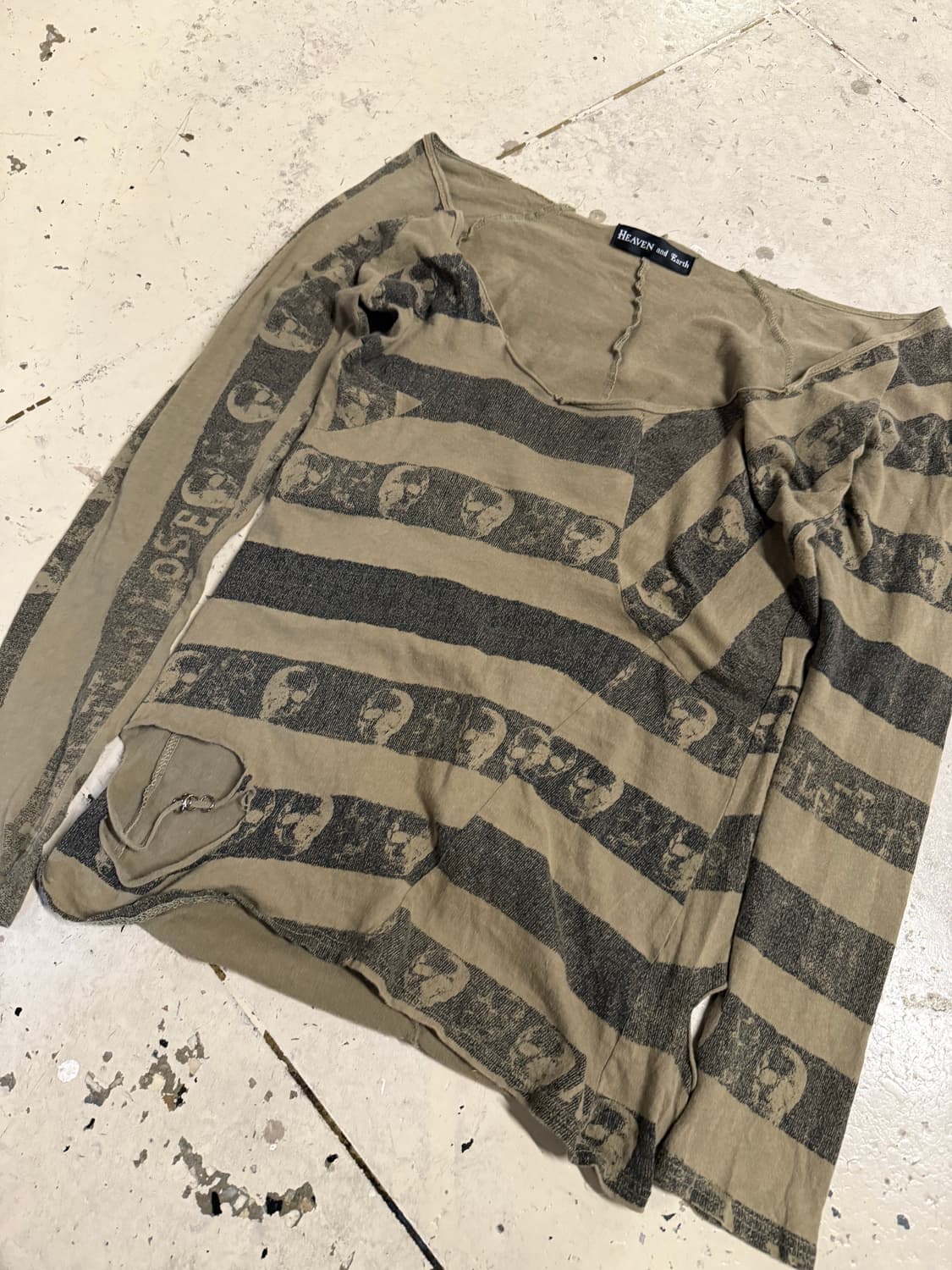 Heaven and Earth cutting long sleeve 상품이미지7