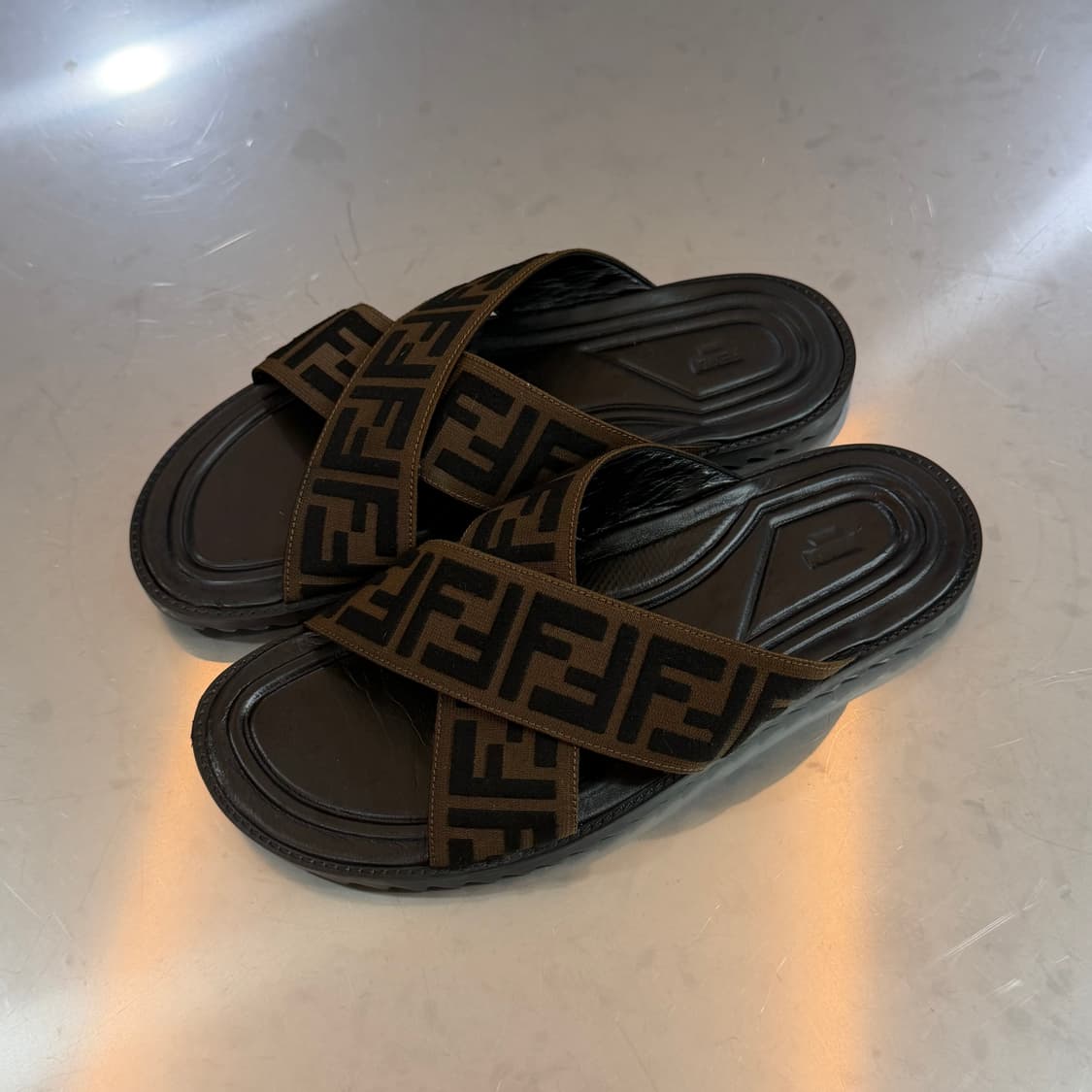 [리오브] 펜디 FF 로고 자카드 슬라이드 샌들 슬리퍼 상품이미지2