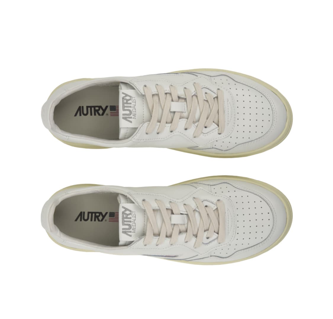 오트리 메달리스트 로우 화이트 상품이미지1