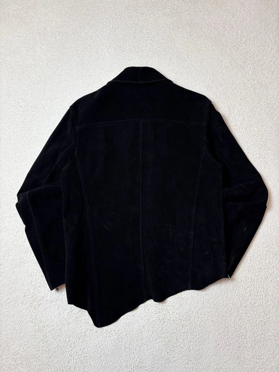 비바스튜디오 시그니처 스웨이드 언발 가죽 자켓 PN6540    상품이미지7