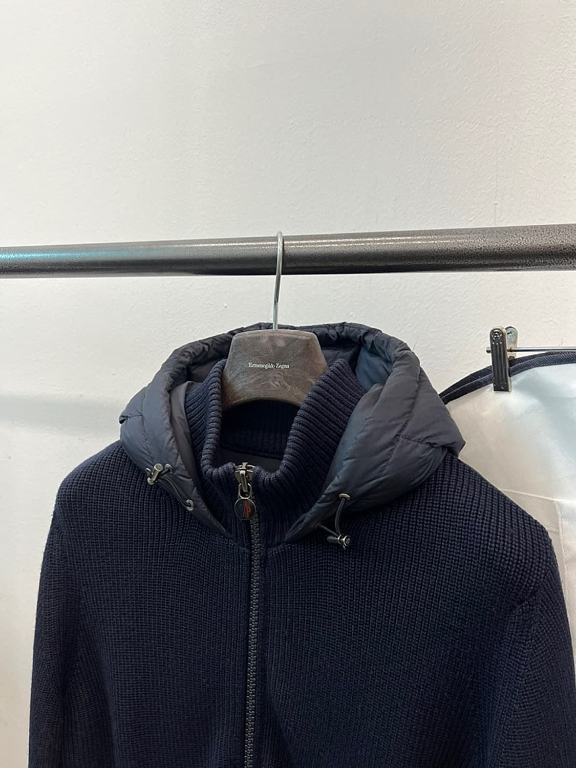 [정품특가] 몽클레어 니트 패딩 가디건 블랙 100 상품이미지3