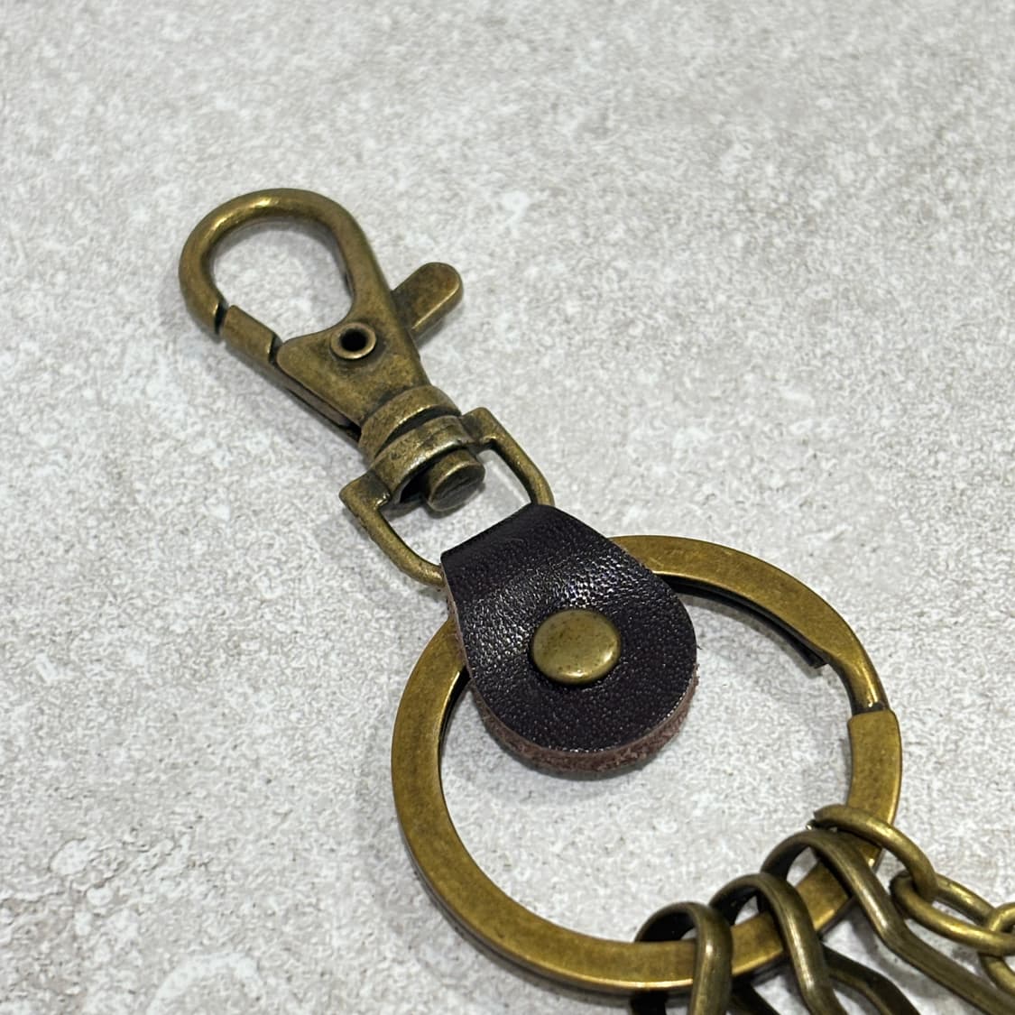 Oribell 네잎클로버 데이지 팬던트 브론즈 스틸 멀티 키링 상품이미지5