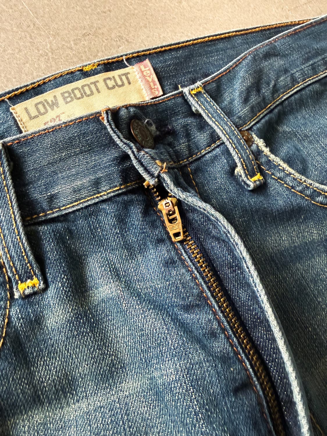 Levi's 527 Low Bootcut Denim Pants 상품이미지3