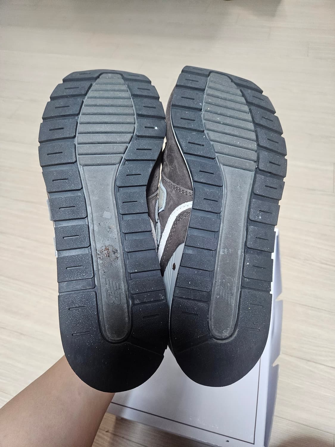 뉴발란스 996 다크브라운 270 상품이미지6