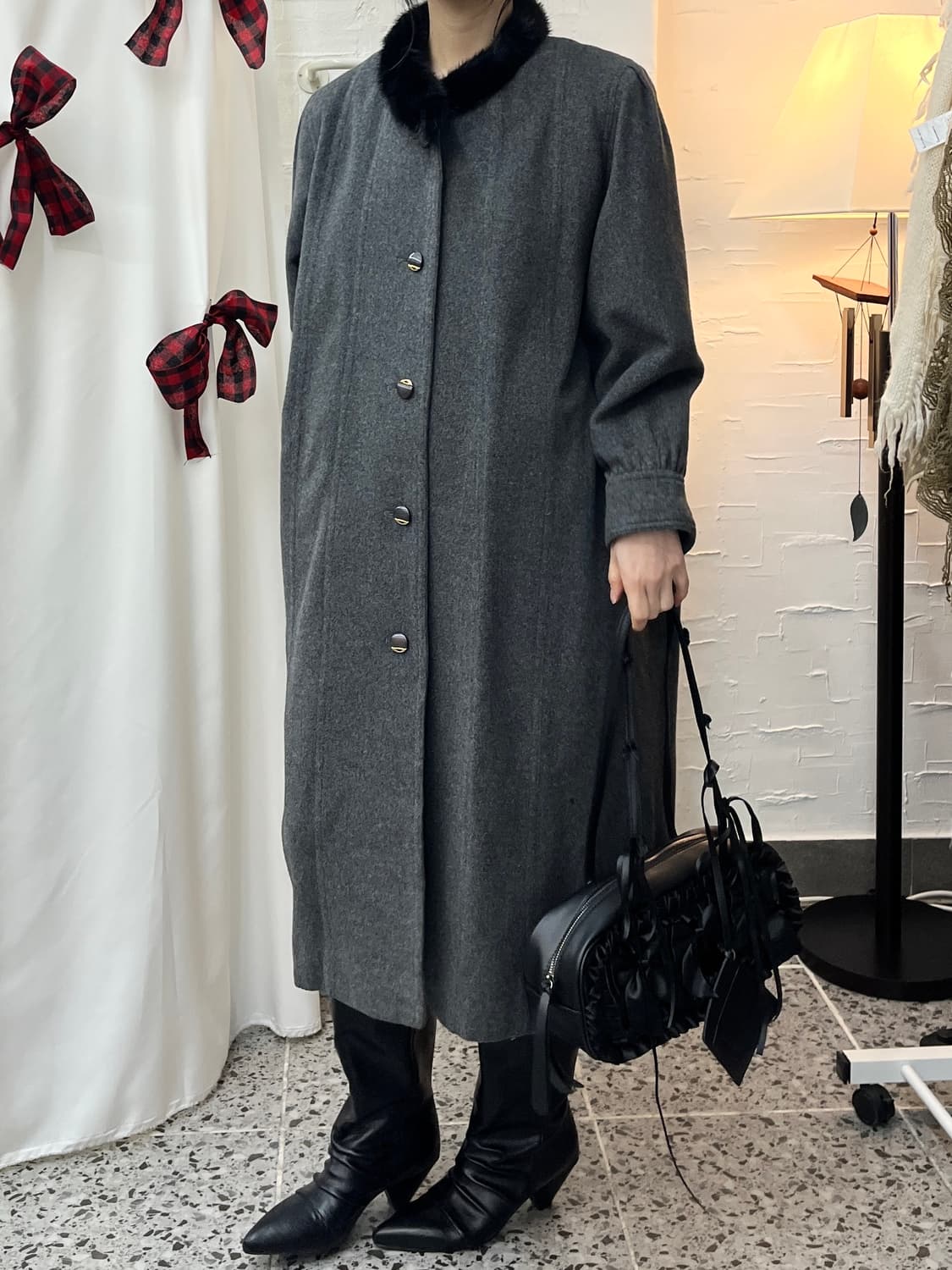 charcoal fur collar coat 상품이미지2