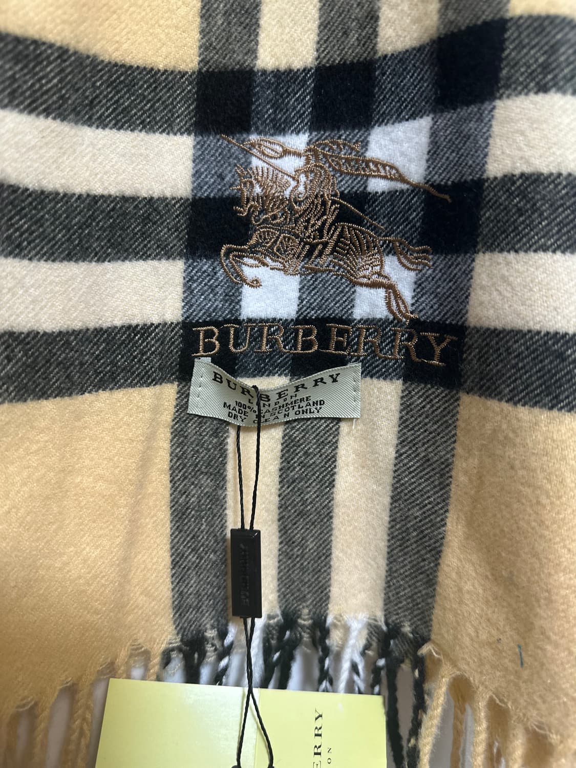 버버리 캐시미어  숄&머플러 클래식 체크 남여공용 상품이미지2