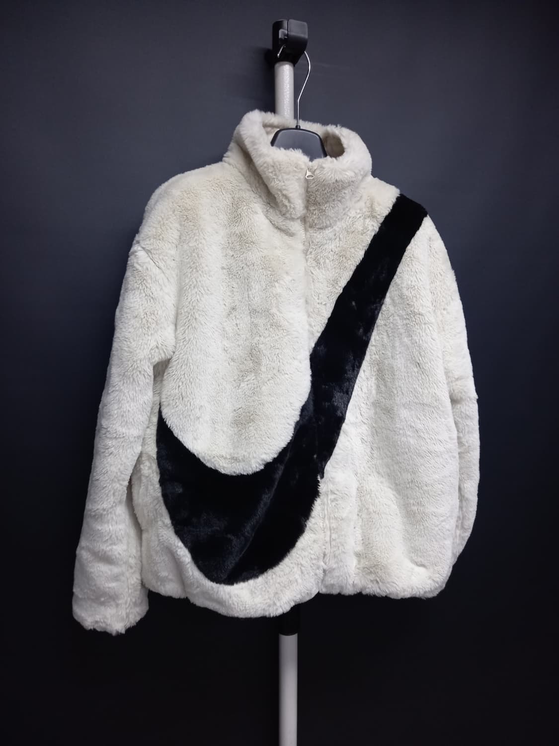 나이키 빅 스우시 후리스 플리스 퍼 점퍼 55.44 상품이미지4