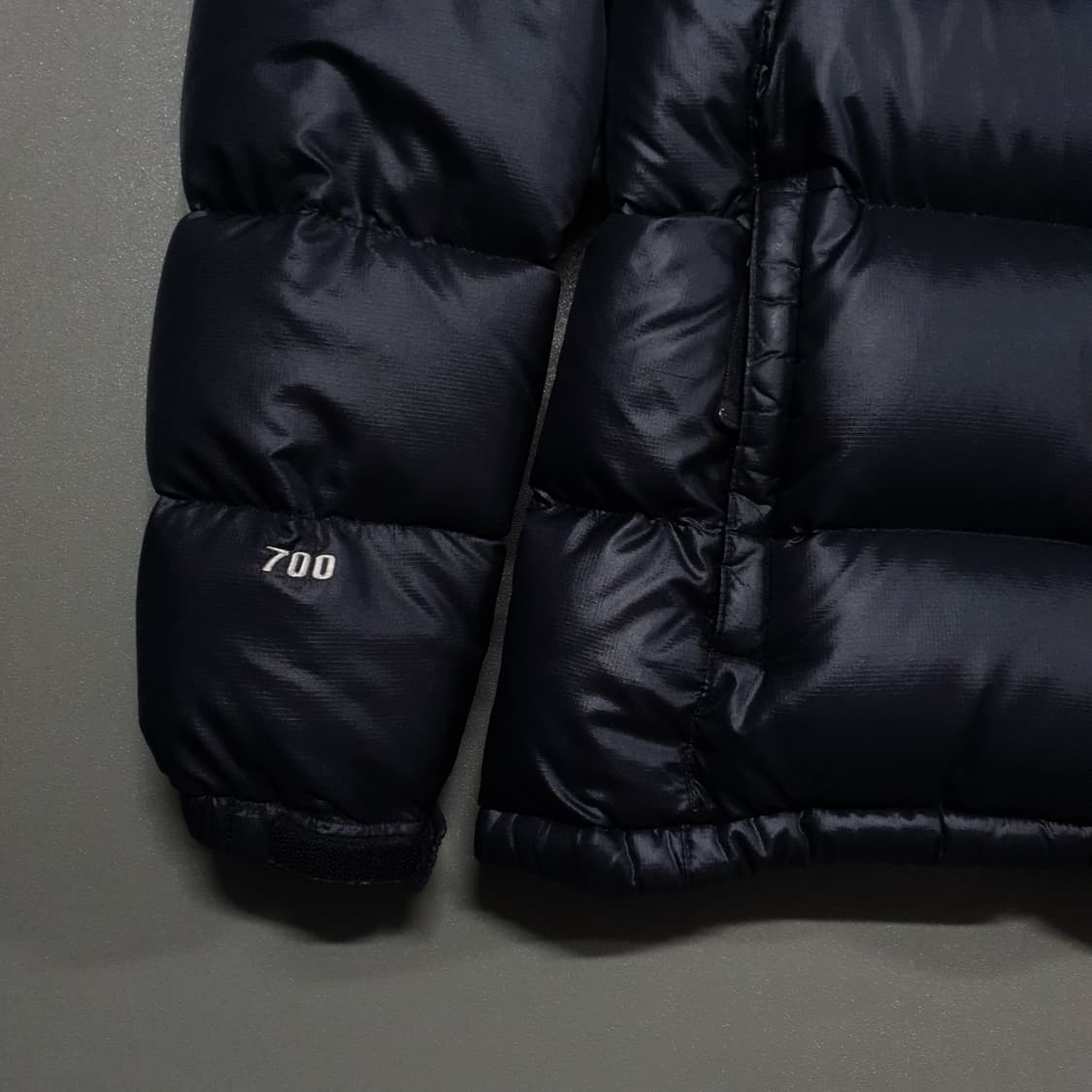 여성 90 (L) 노스페이스 700필 눕시 구스 푸퍼 패딩 점퍼 블랙 상품이미지3