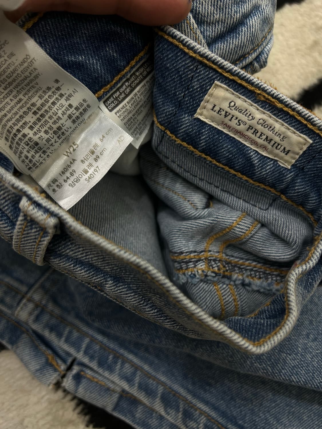 [25]리바이스 프리미엄 H라인 데님 스커트/연청 상품이미지4