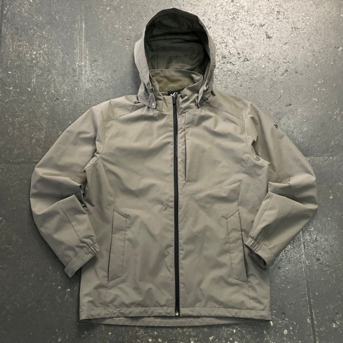 100 밀레 바람막이 상품이미지1