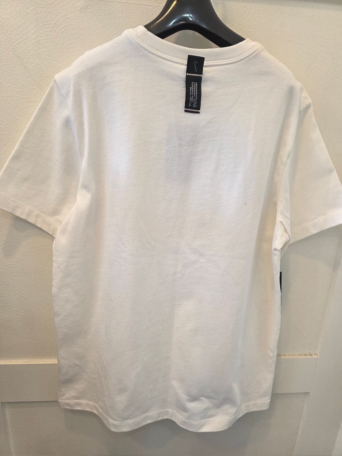 나이키 코지 티 스우시  반팔 티셔츠 흰색 상품이미지4