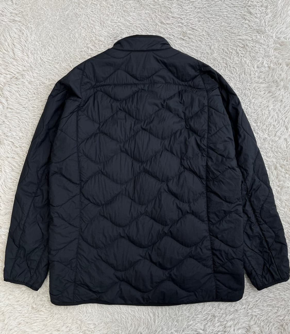 유니클로X화이트마운티니어링 경량 패딩/#3239 상품이미지3