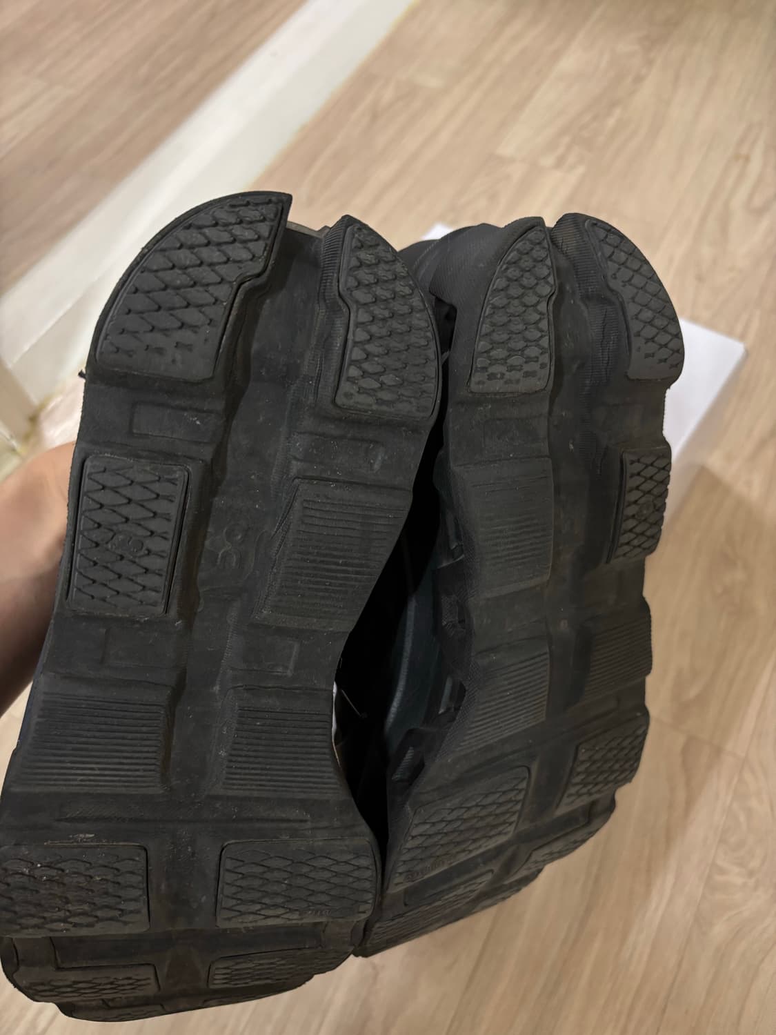 온러닝 파프 온파프 클라우드 몬스터 285 블랙 상품이미지2