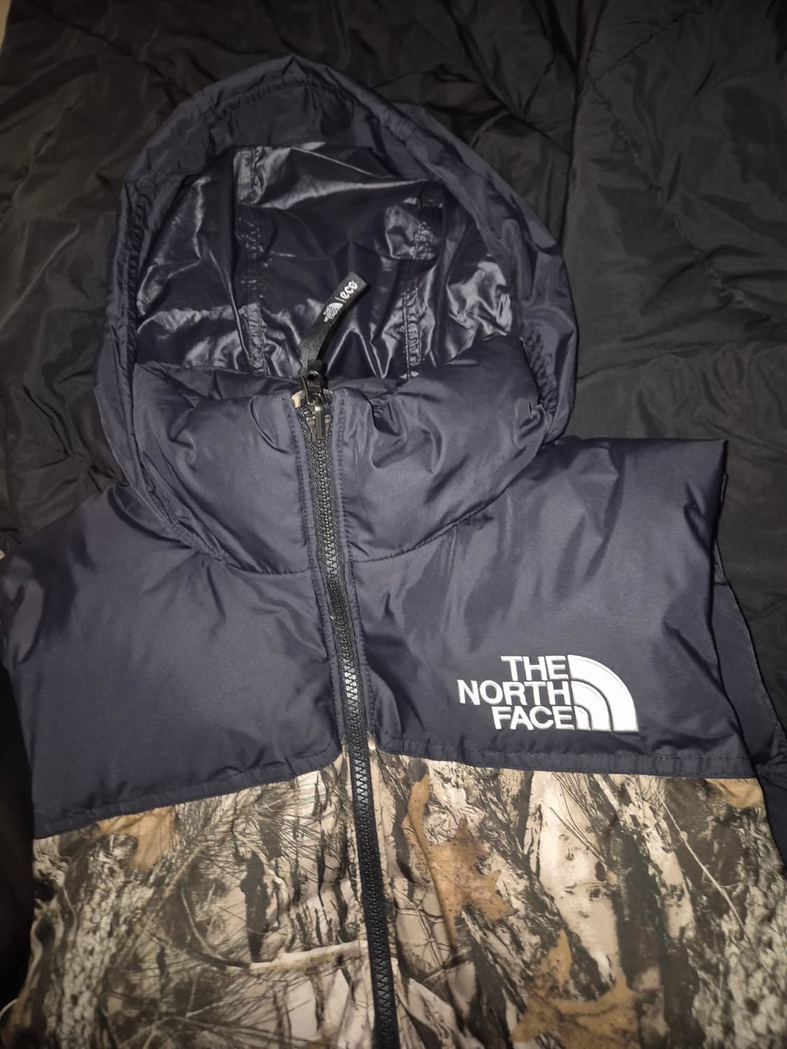 노스페이스 1996 눕시 RDS 다운 베스트 리얼트리 카모 패딩조끼 상품이미지9