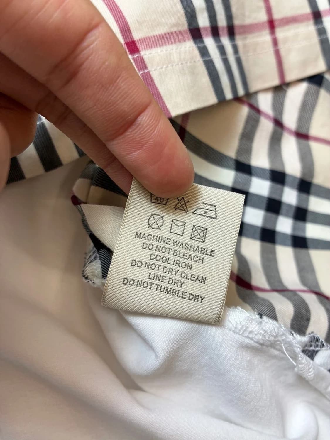 버버리 00's 노바체크 배색 반팔 카라 티셔츠 PN9022 상품이미지9