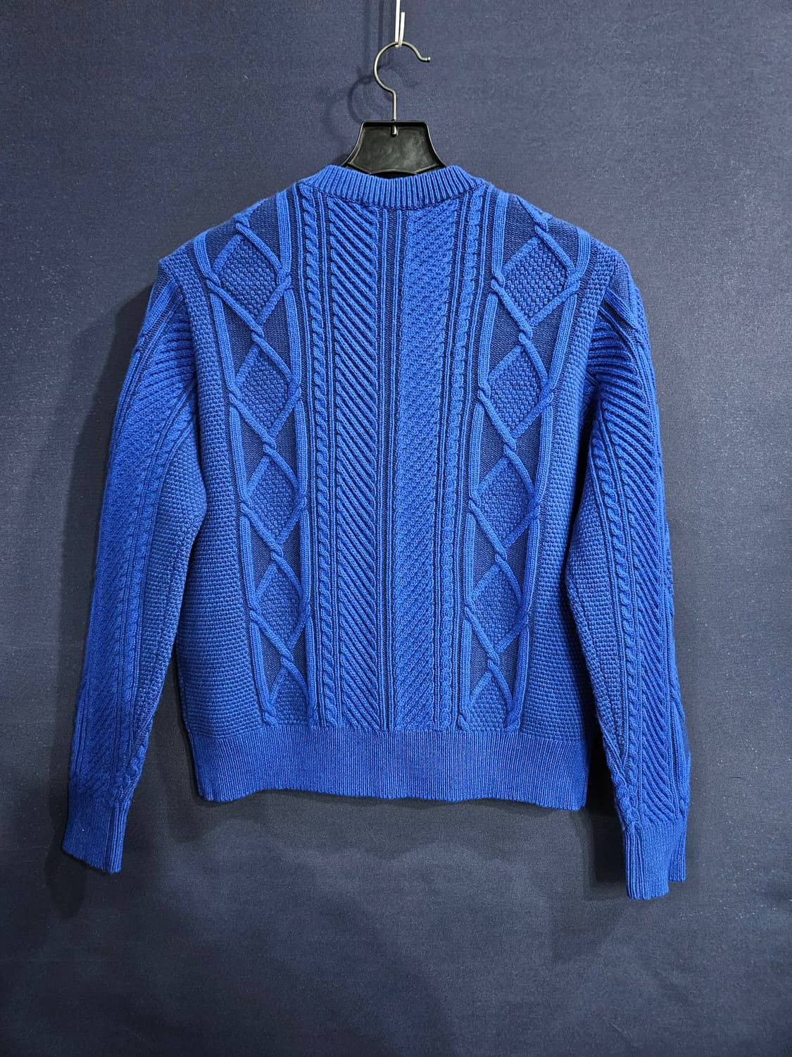 디스코드사운드 블루 남성 90~95 꽈배기 니트 상품이미지2