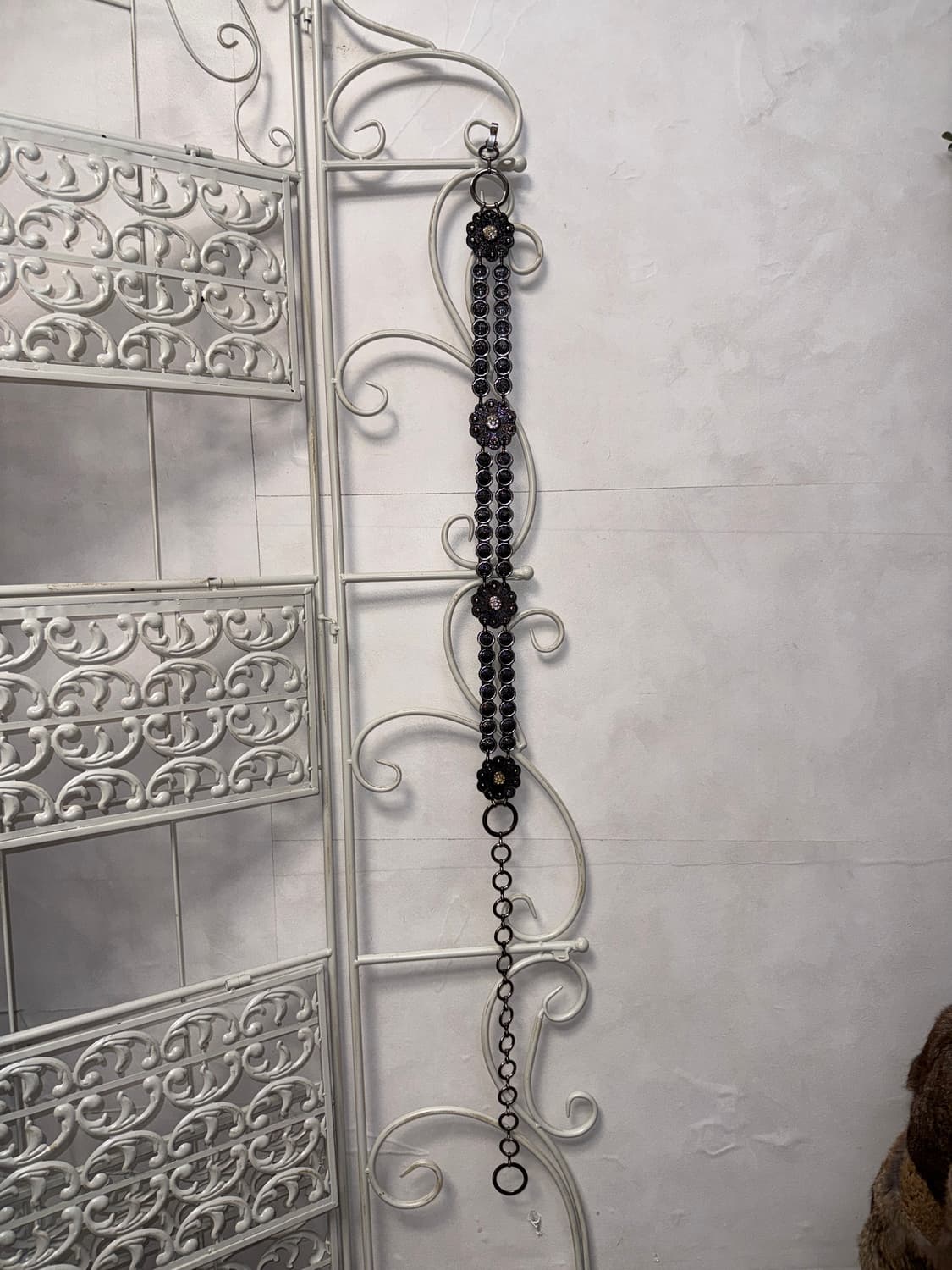 Black cubic flower chain belt 상품이미지3