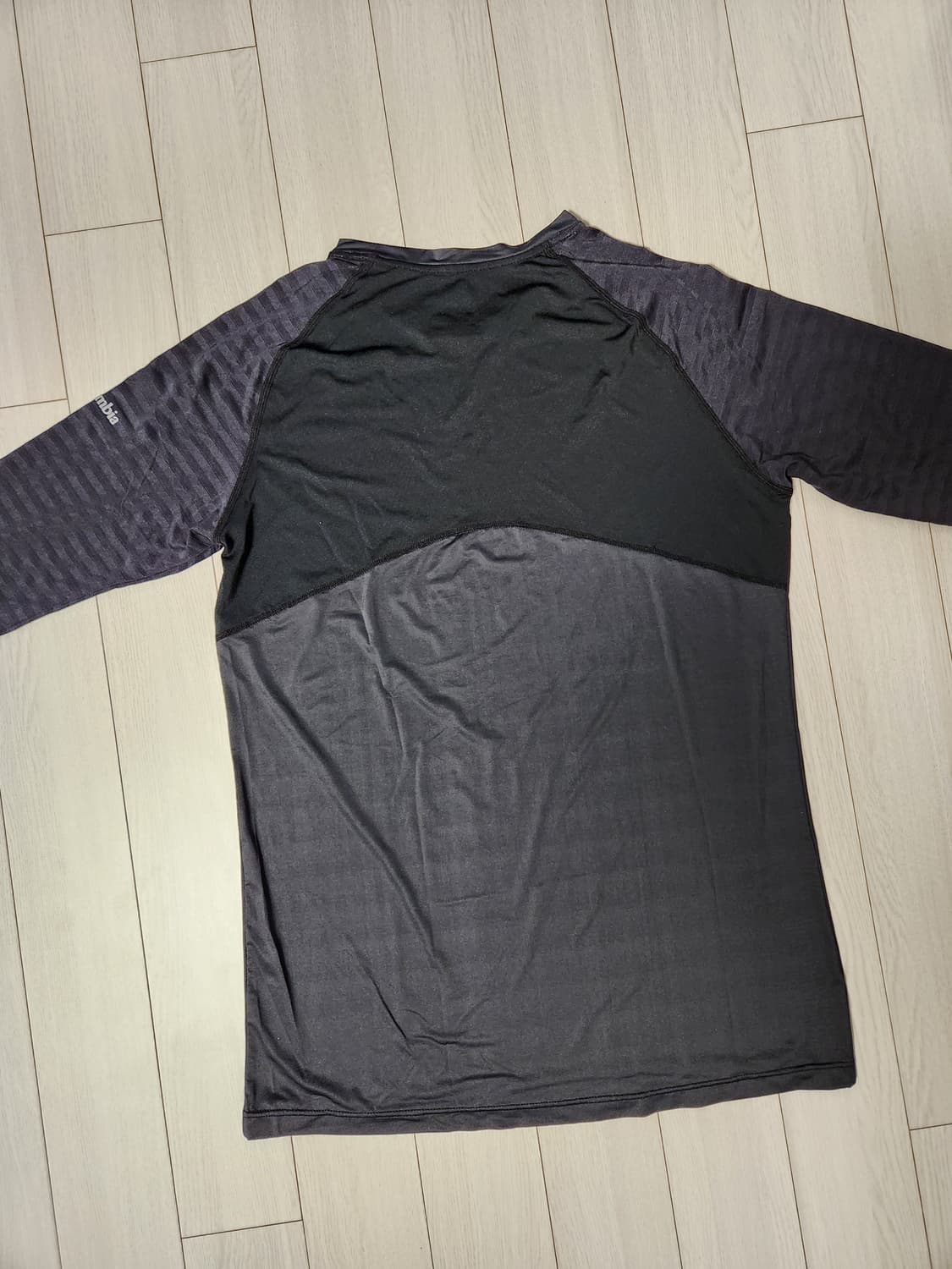 컬럼비아 쿨 베이스레이어 기능성 긴팔티 사이즈L

이너웨어/상의/티셔츠/ 상품이미지4