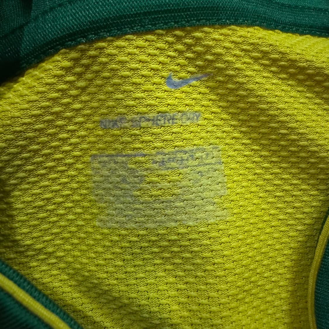 06-07 나이키 브라질  카카 홈 유니폼 상품이미지5