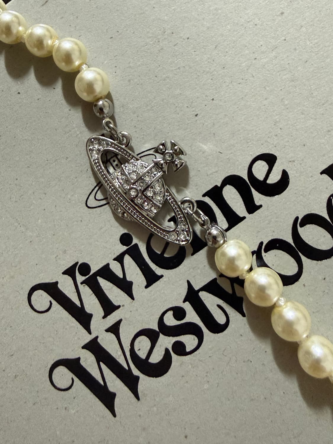 비비안 웨스트 우드 미니 초커 목걸이 상품이미지1