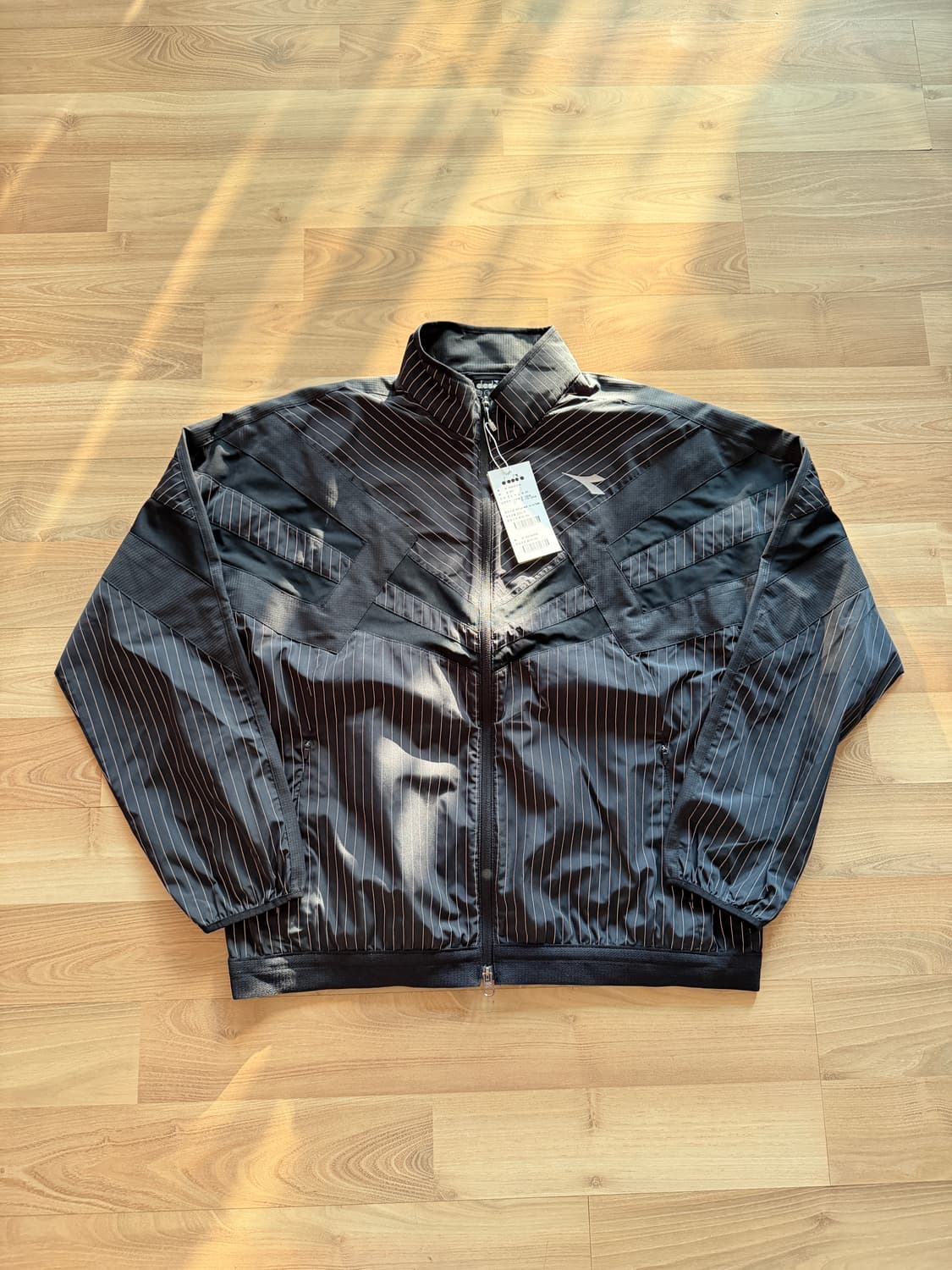 디아도라 러닝자켓 (새상품) 상품이미지1