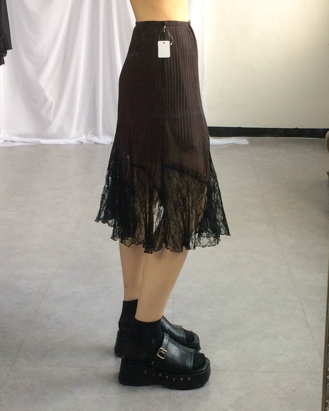 Lace trimming pleats midi skirt 상품이미지5
