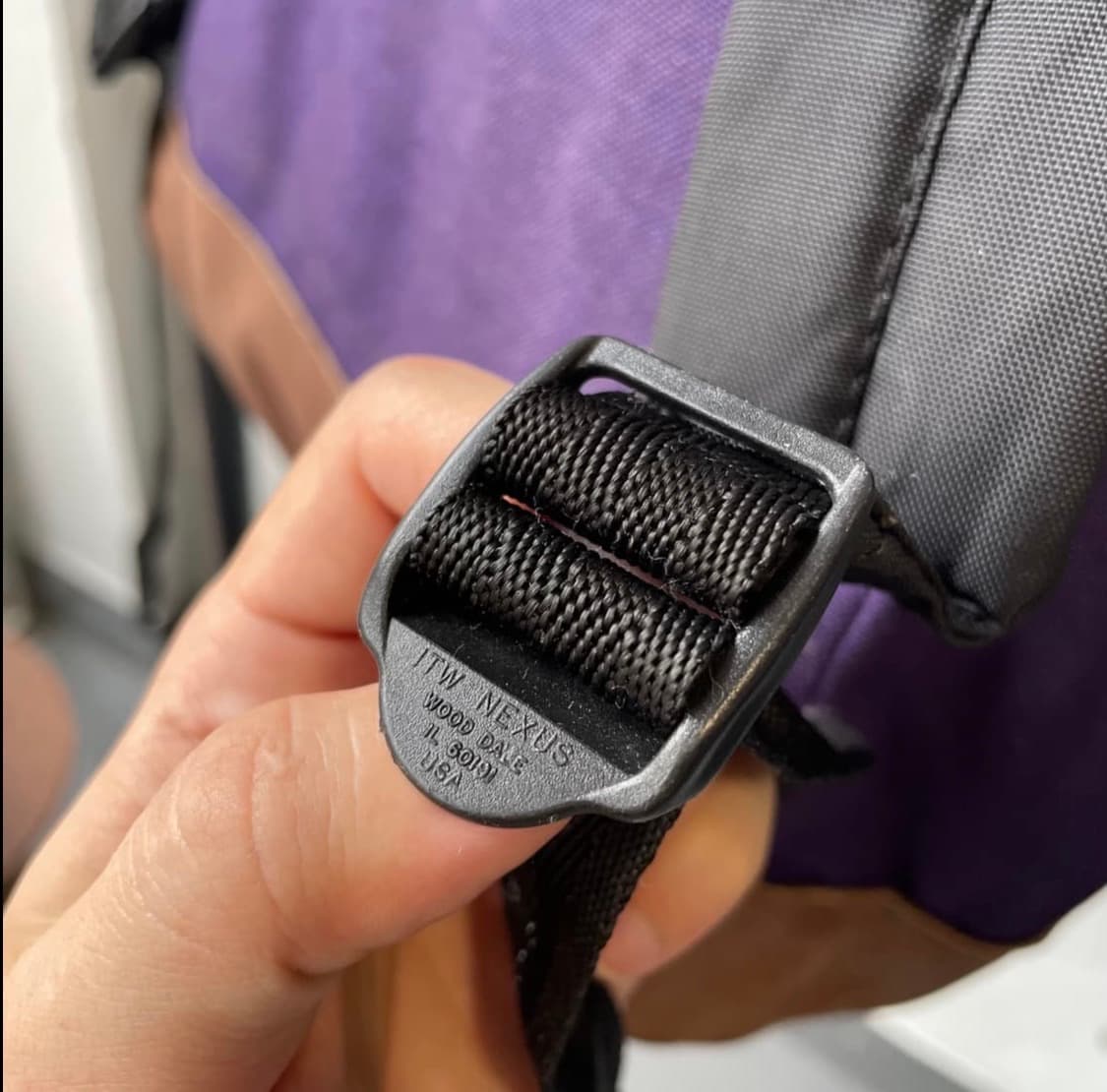 Eastpak 퍼플 백팩 상품이미지5