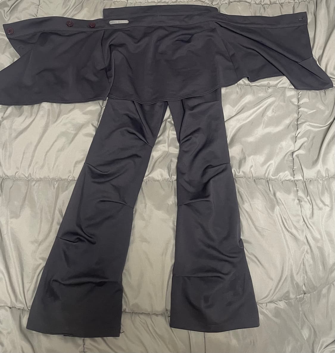 오호스 랩 오버 턱 팬츠 차콜 판매 상품이미지2