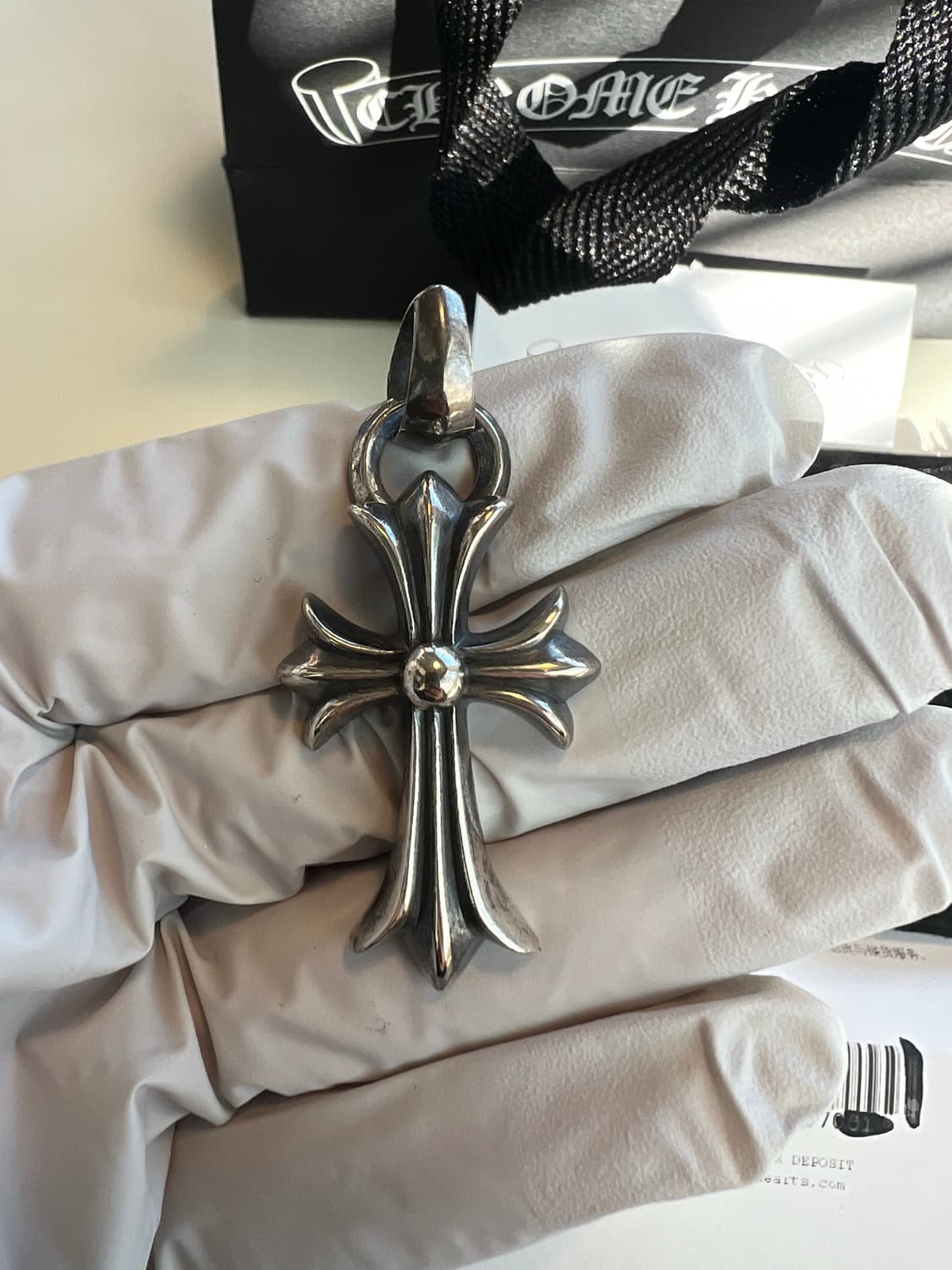 크롬하츠 스몰 크로스 위드 베일 상품이미지2