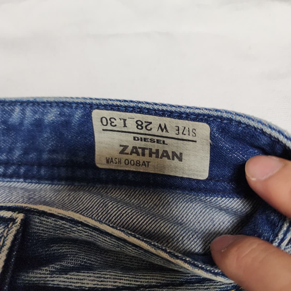 DIESEL ZATHAN 디젤 워시드 플레어 부츠컷 데님팬츠 상품이미지8