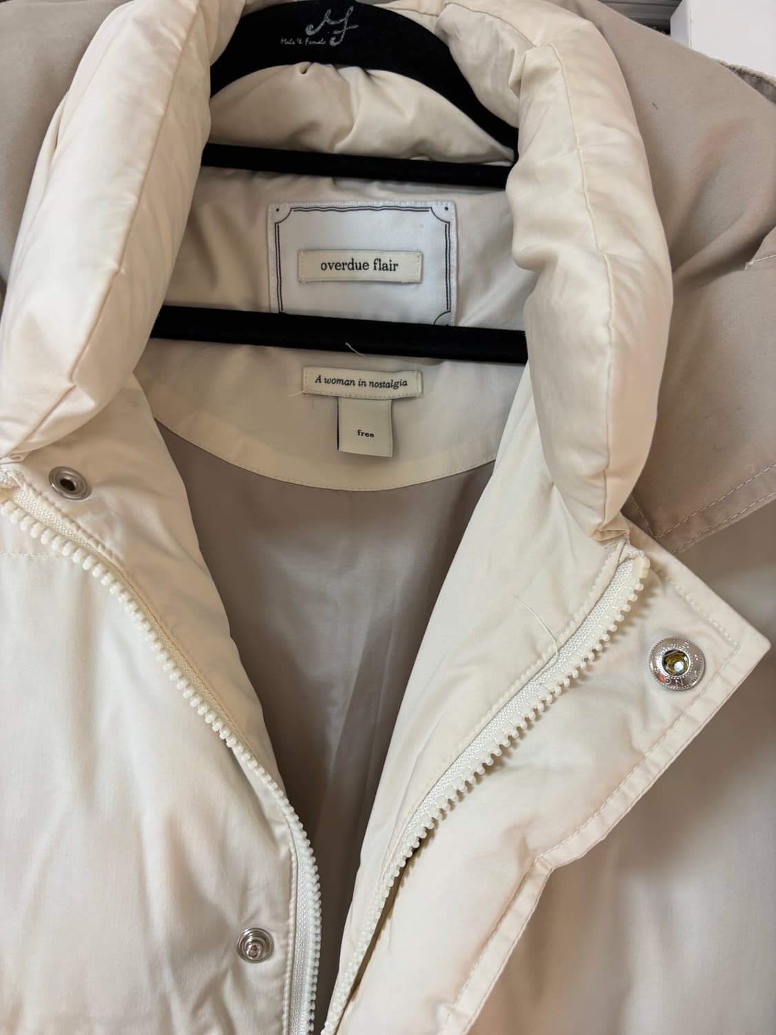 오버듀플레이어 후드 다운 패딩 상품이미지4