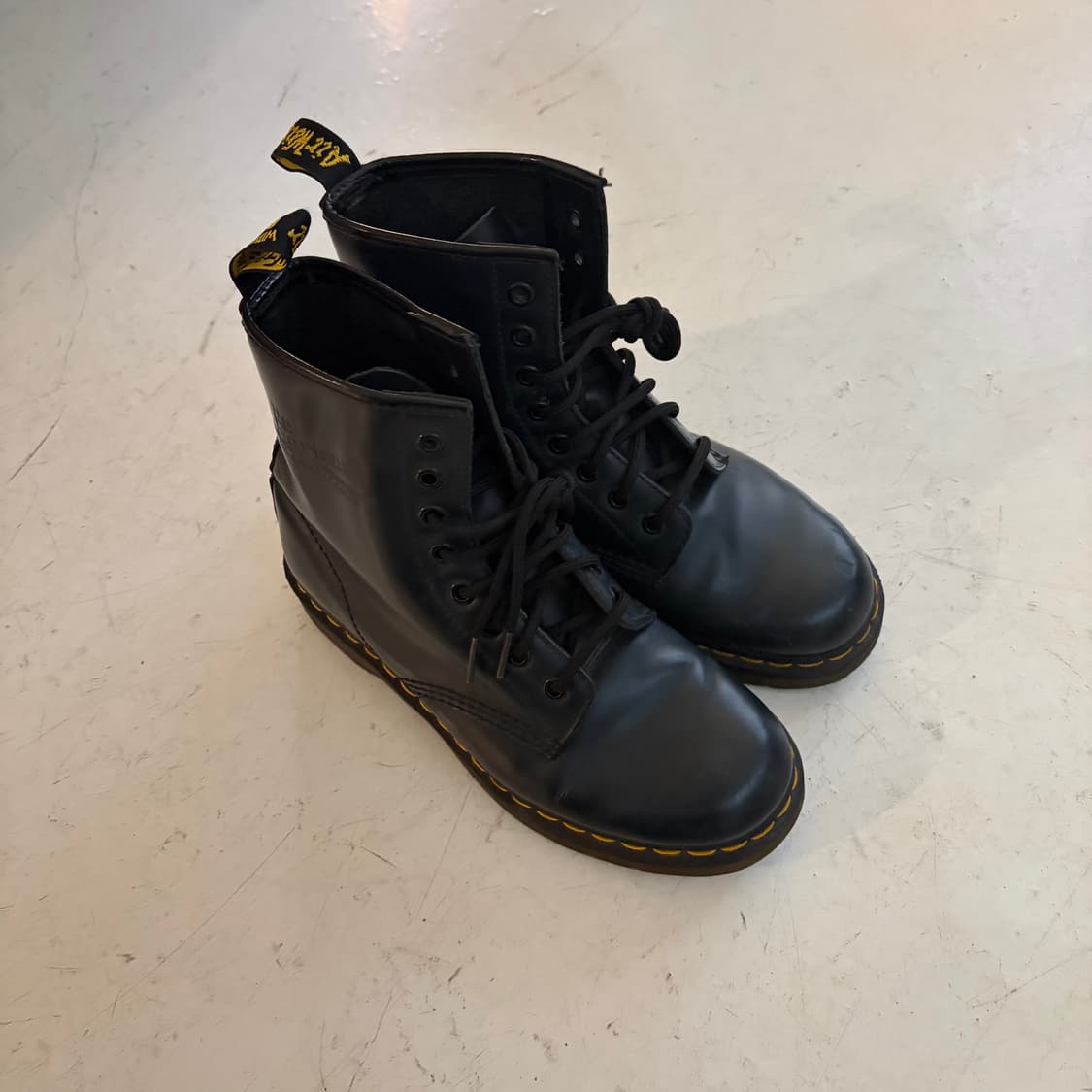 닥터마틴 10072 8홀 빈티지 부츠 UK5 상품이미지6