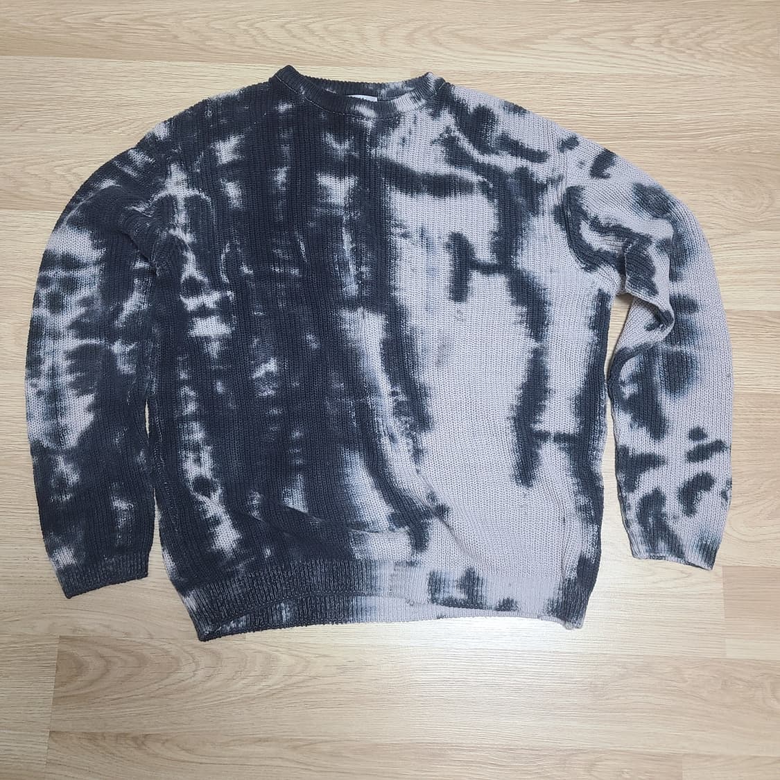 타이다이 워터컬러 니트 (블랙) 상품이미지5